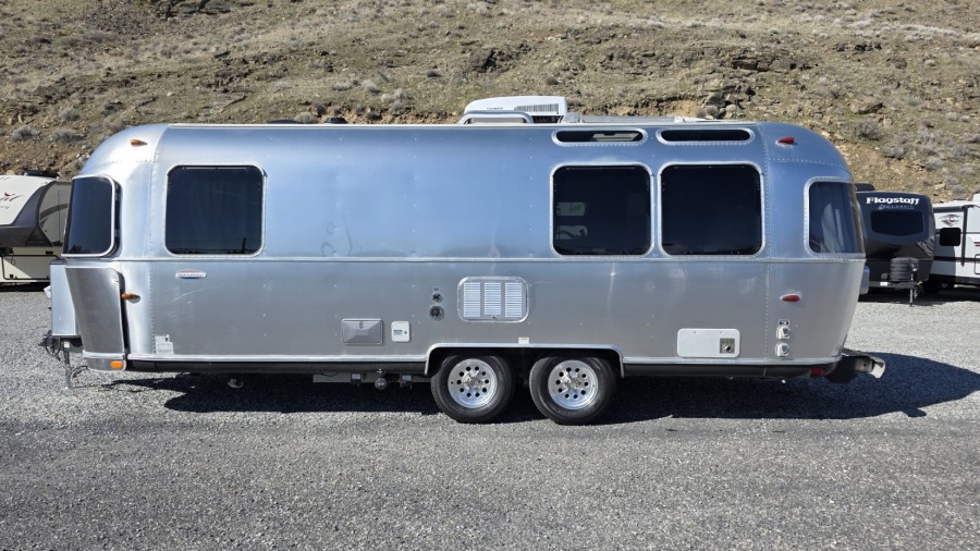 2011 Thor Airstream SERENITY 25FB 0