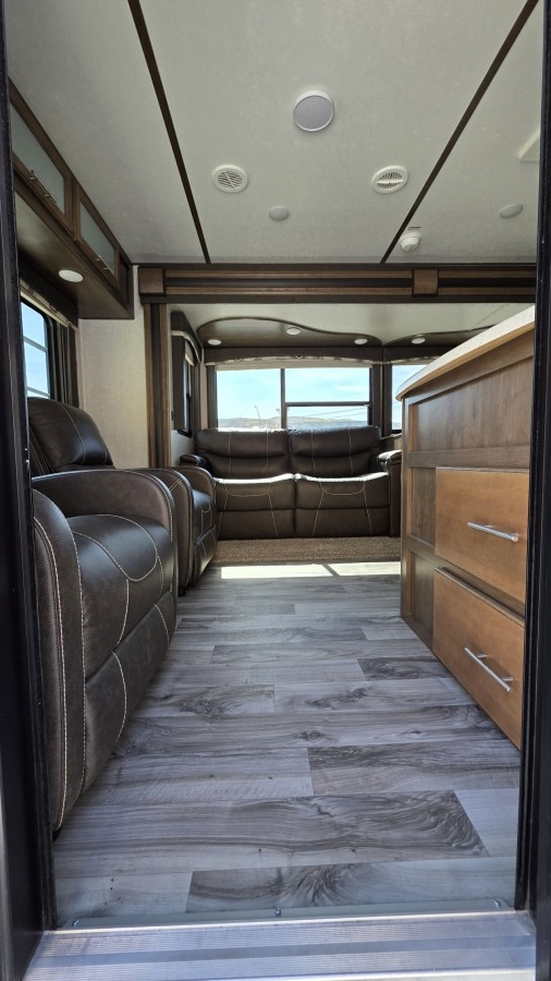 2018 Keystone RV Cougar 29RLDWE 5