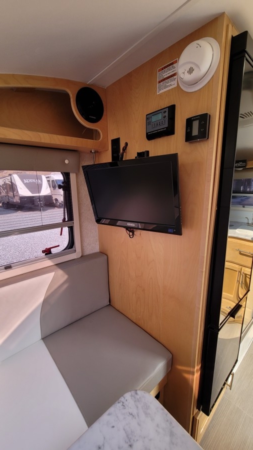 2019 Liberty Outdoors Little Guy MINI MAX 8