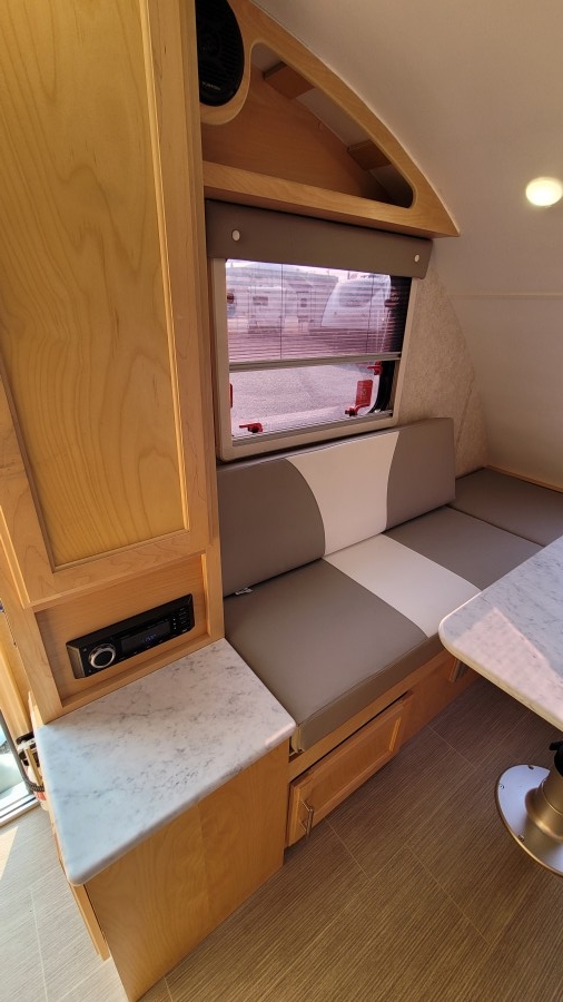 2019 Liberty Outdoors Little Guy MINI MAX 6