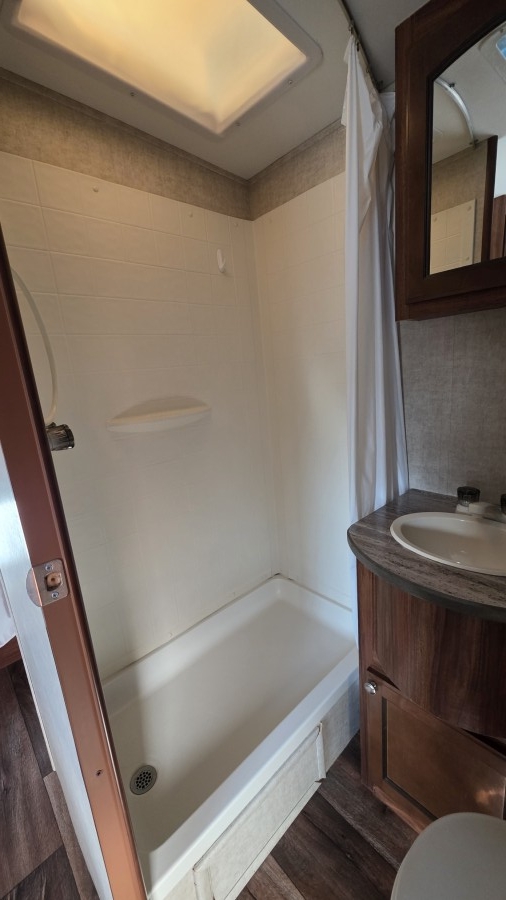 2015 Heartland North Trail 26LRSS 12