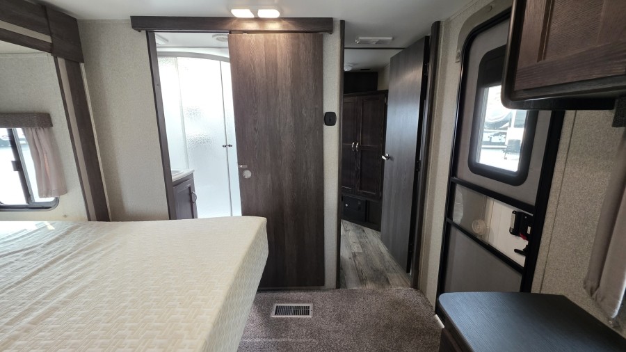 2018 Keystone RV Outback 272UFL 13