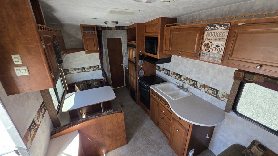 2008 Pacific Coachworks TANGO 2590BH 8