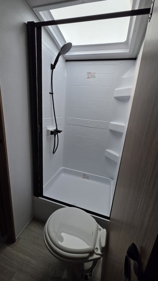 2026 Keystone RV Passport 2450RKWE 10