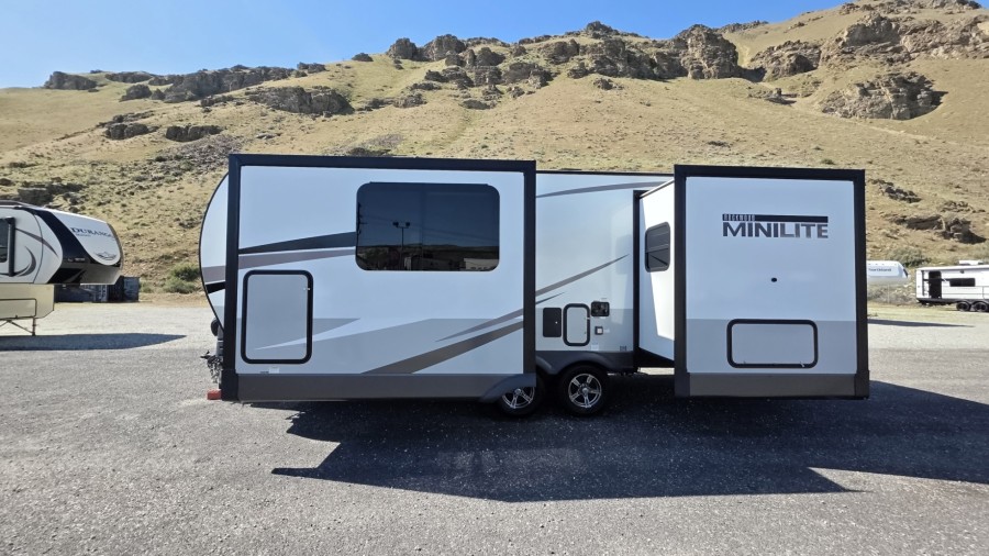 2023 Forest River RV Rockwood Mini Lite 2516S 1