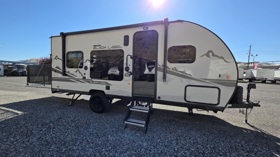 2023 Cherokee Wolf Pup 18RJB 6